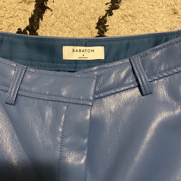 Babaton Agency 3" Short (Never worn) - Picture 2 of 3